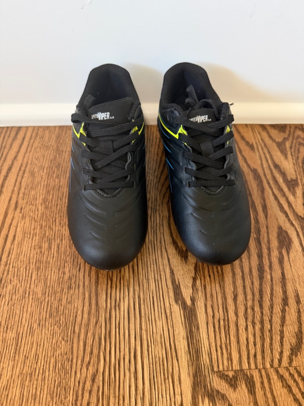 DSG Black Kids Cleats Sz 11 Great Condition